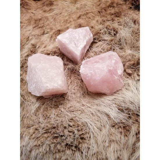 Rozā kvarca kristāls 2
